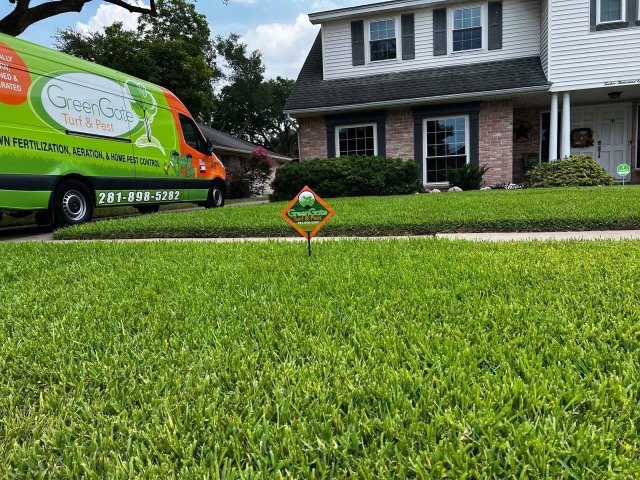 lawn aeration service pearland