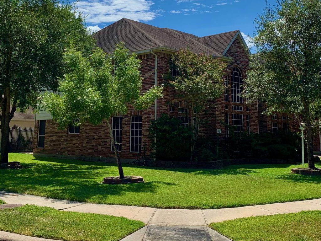 Mosquito yard treatment completed by GreenGate Turf in Missouri City, TX