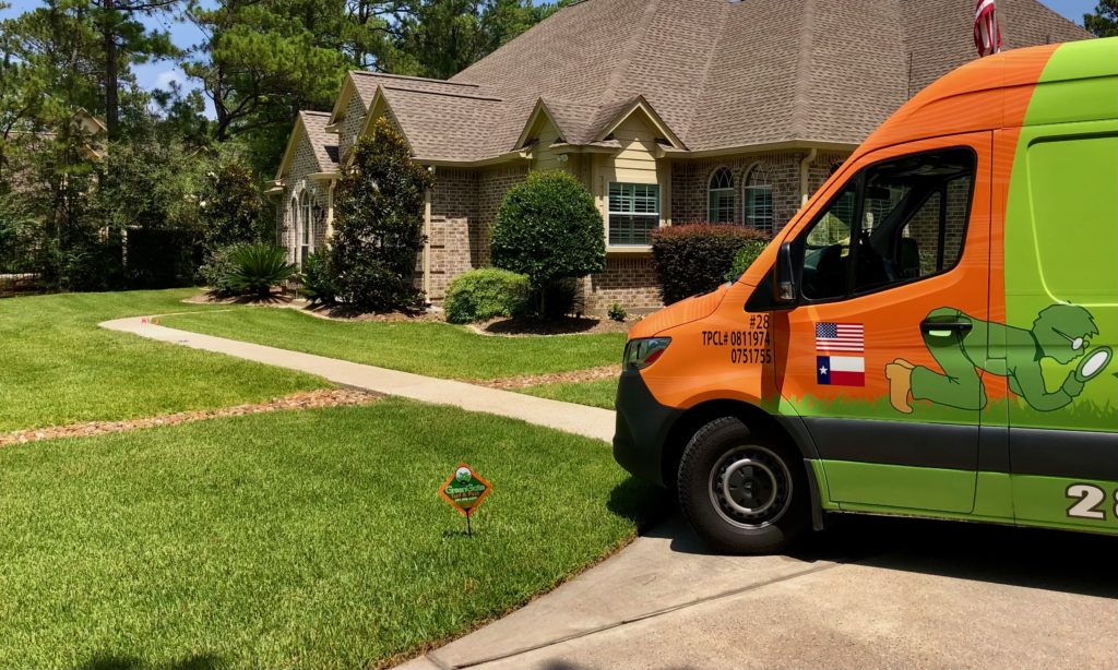 tomball lawn pest control