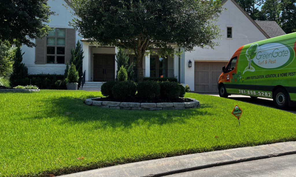 tomball lawn pest control